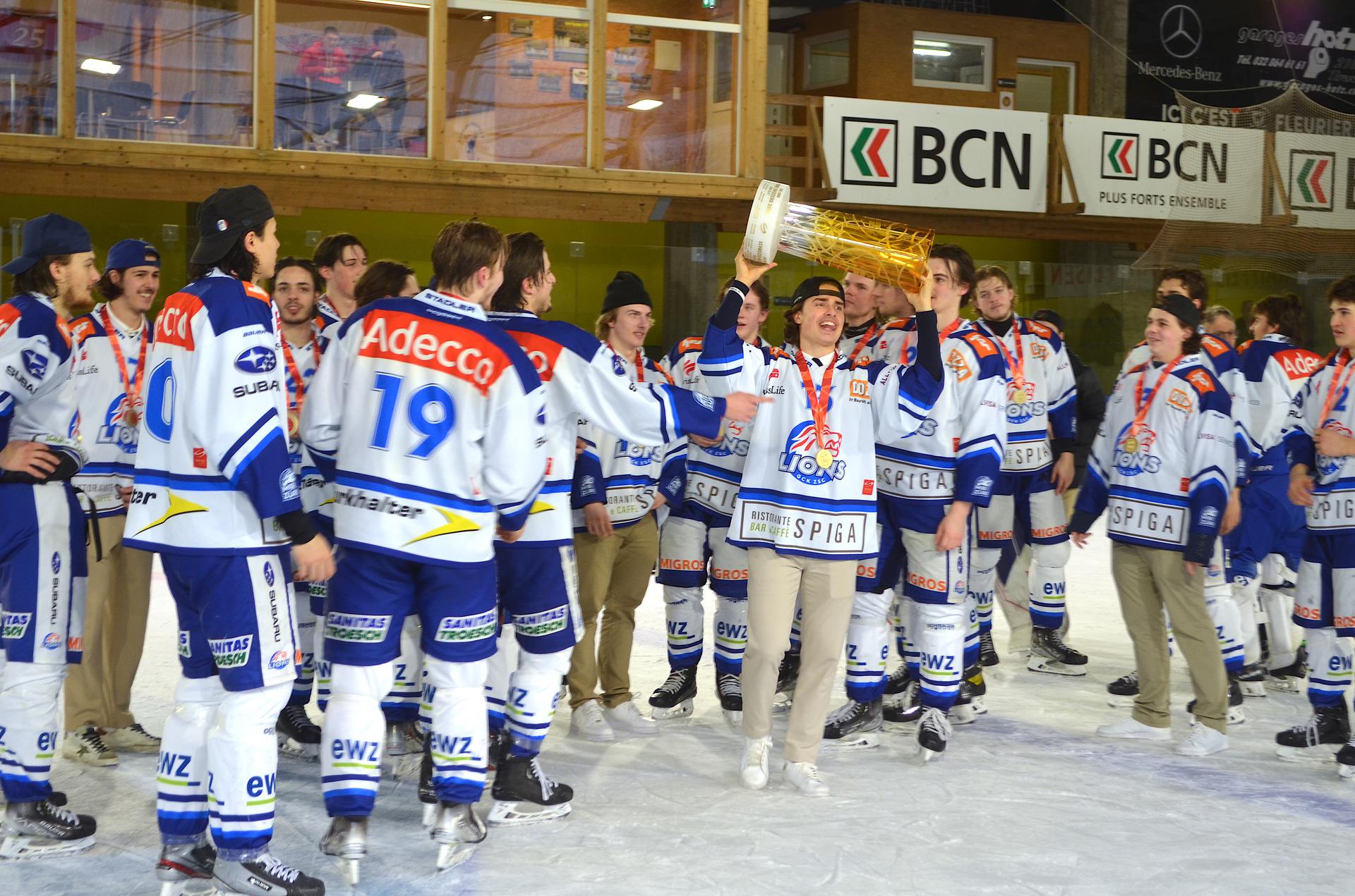 Die U20-Elit Der GCK Lions Ist Schweizermeister 2023 | ZSC Lions